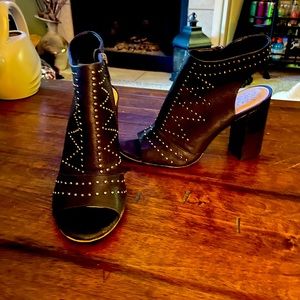 Vince Camuto booties.   Super hot!!